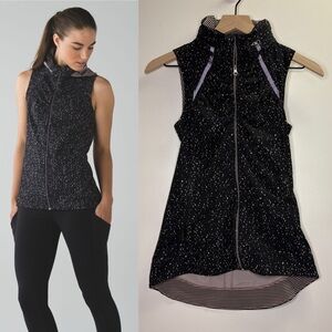 Lululemon Go The Distance Vest Butterfly Texture Mink Berry Black W4I48S sz. 2